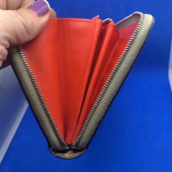 Celine Wallet continental  Large Zip Around Wallet Calfskin 
By Phoebe Philo - Picture 12 of 15